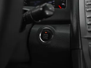Toyota  16