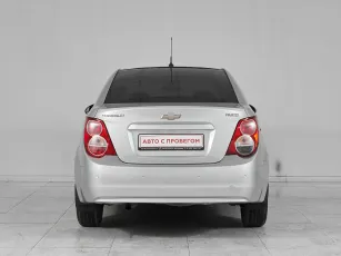 Chevrolet  5
