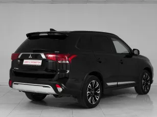 Mitsubishi  6