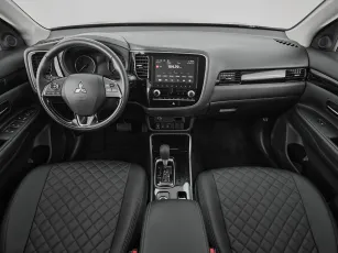 Mitsubishi  8