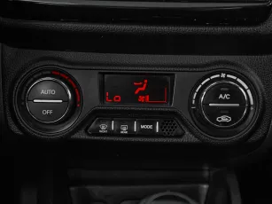 Kia  14
