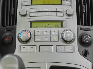 Hyundai  15