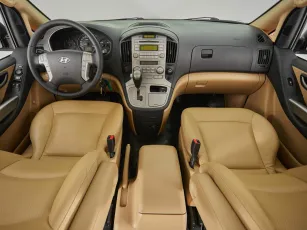 Hyundai  9