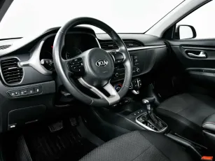 Kia  10