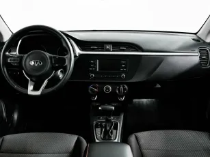 Kia  8