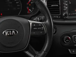 Kia  12