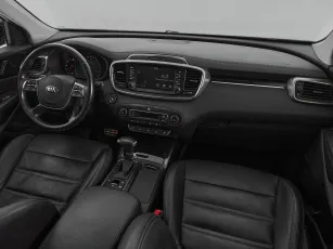 Kia  9