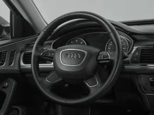 Audi  10