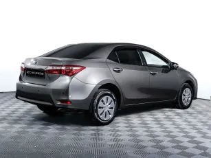 Toyota  5