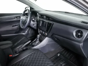 Toyota  9