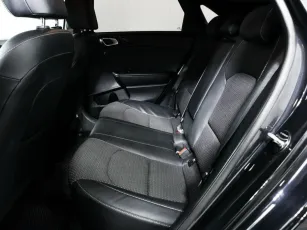 Kia  12