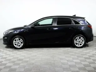 Kia  3