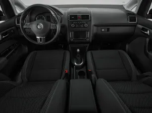Volkswagen  8
