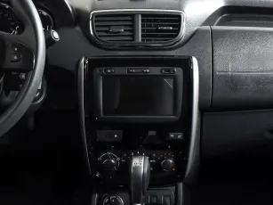 Nissan  12