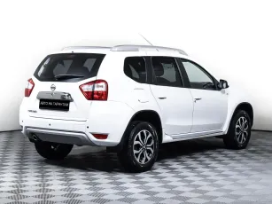 Nissan  5
