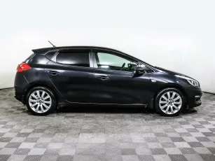 Kia  3