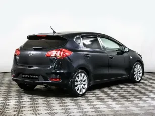 Kia  4