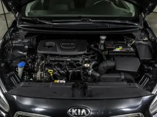 Kia  7