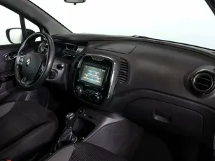 Renault  6