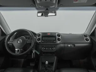Volkswagen  8
