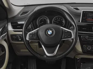 BMW  10
