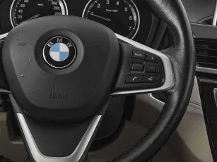 BMW  12