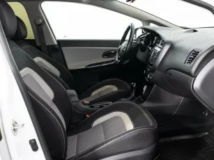 Kia  7