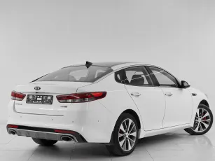 Kia  6