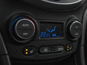 Hyundai  15