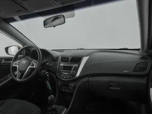 Hyundai  9