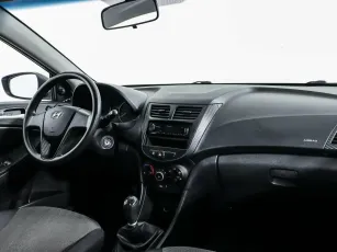 Hyundai  5