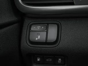 Kia  19
