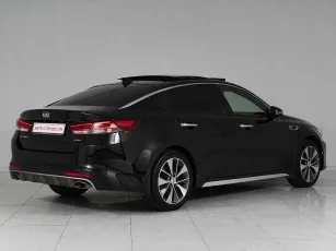 Kia  6