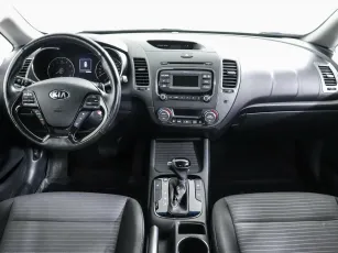 Kia  6