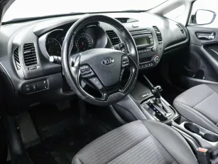 Kia  7