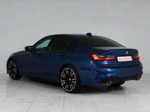 BMW  4