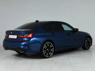 BMW  6