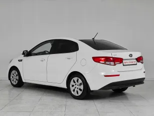 Kia  4