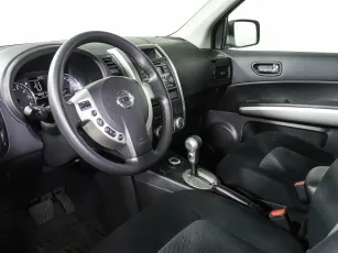 Nissan  11