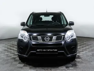 Nissan  2