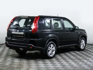 Nissan  5