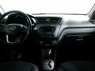 Kia  10