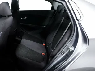 Kia  12