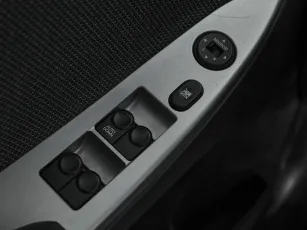 Hyundai  11