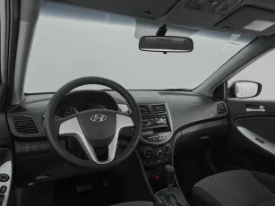 Hyundai  7