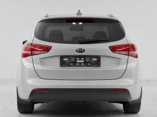Kia  5