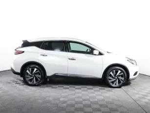 Nissan  4