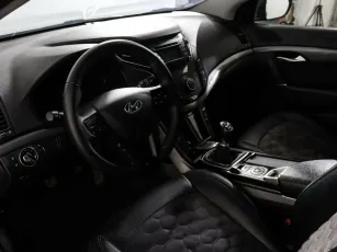 Hyundai  10