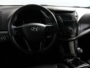 Hyundai  11