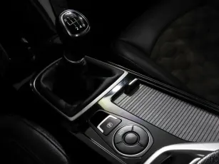 Hyundai  16